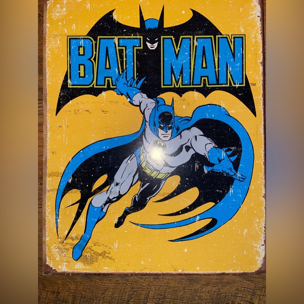 Batman Tin Sign - Picture 3 of 12